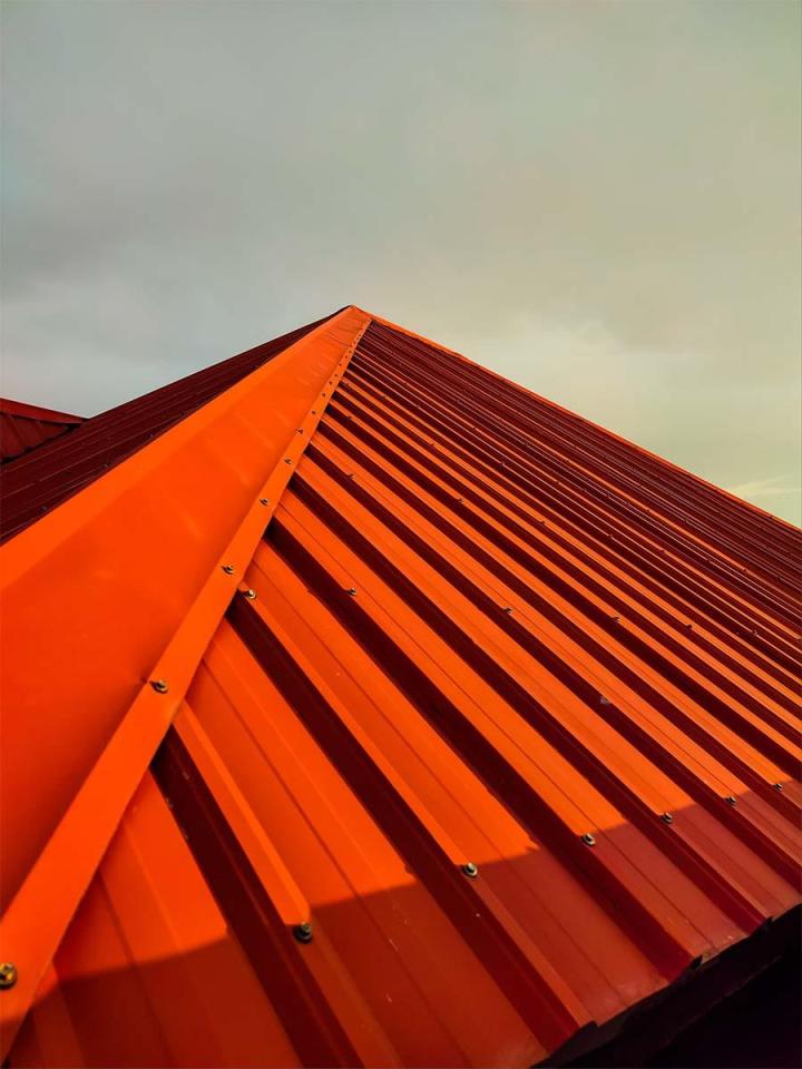 Travaux de peinture pour toiture Estrie